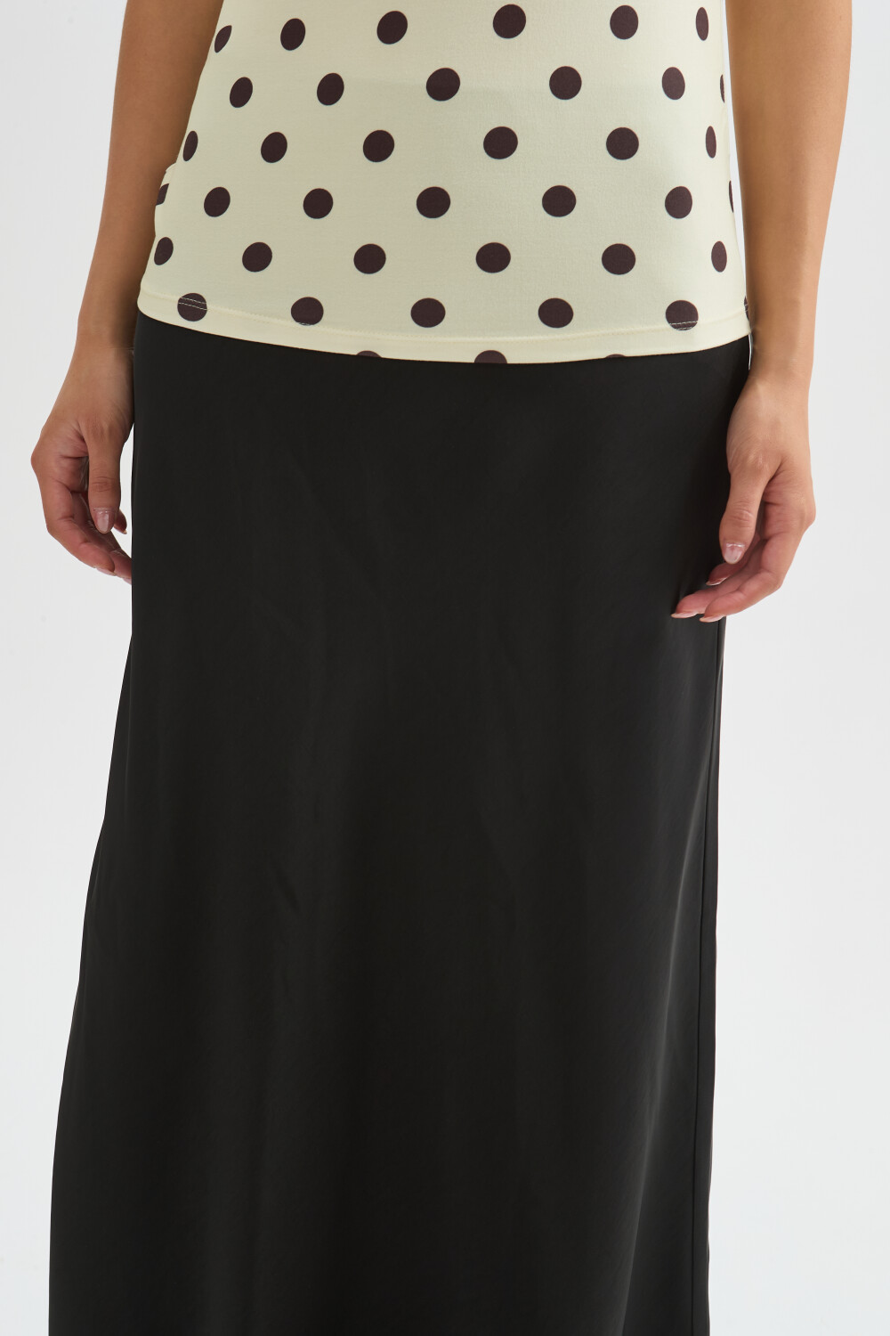 Falda Jinea Negro