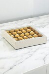 Caja bombones 14,5x14,5x3,5 cm. - PELLE BIANCO+ORO Caja bombones 14,5x14,5x3,5 cm. - PELLE BIANCO+ORO