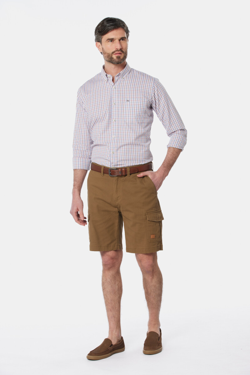 BERMUDA CARGO CON SPANDEX - Tostado 