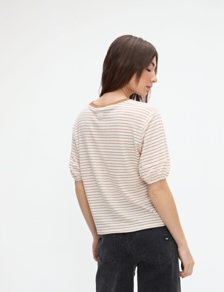 Remera Lauri Beige