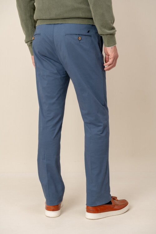 Pantalón Slim Fit Aero