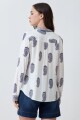 Camisa con estampa arabescos azul marino