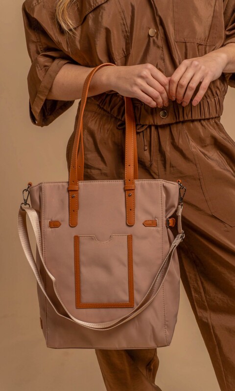 CARTERA BROMELIA NUEZ C/SUELA