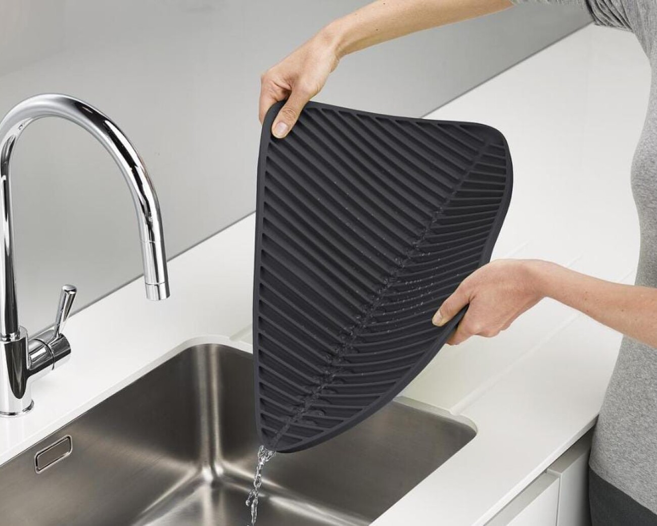 Escurridor tapete de drenaje flexible y compacto para vajilla - PREVENTA Escurridor tapete de drenaje flexible y compacto para vajilla - PREVENTA