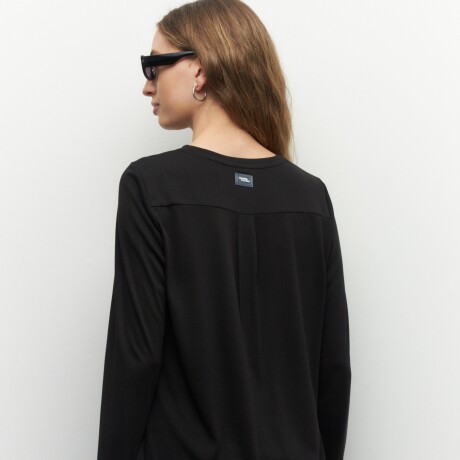 REMERA LORAINE Negro