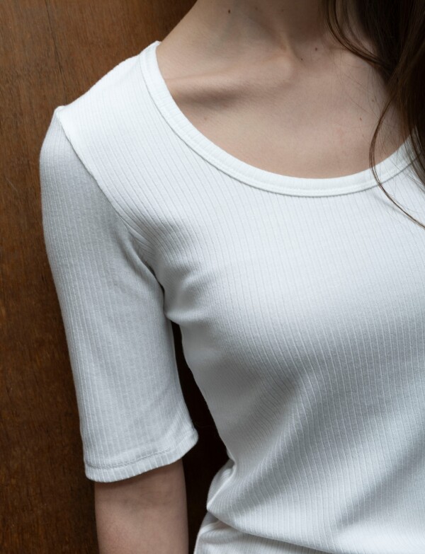 Remera Basica Ribs CRUDO