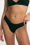 Colaless Filipa Negro