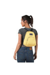 MOCHILA JANSPORT HALF PINT AMARILLA MOCHILA JANSPORT HALF PINT AMARILLA