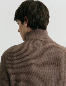 470984 REMERA HARRY Marron