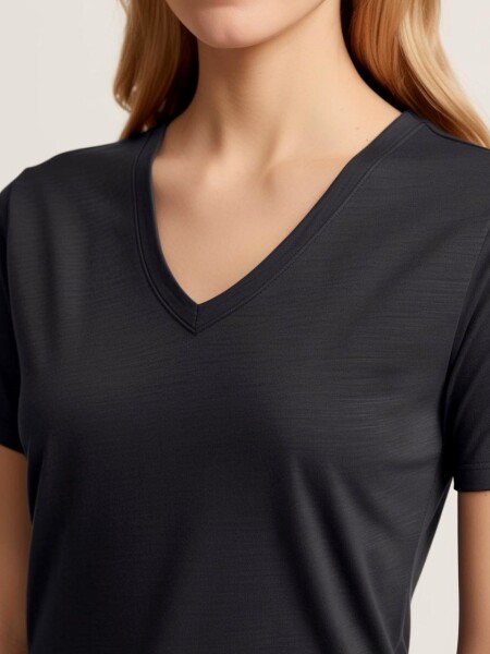 Remera escote v dama Negra