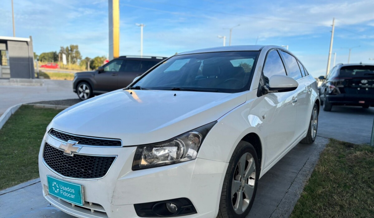 Chevrolet Cruze 1,8 MT LTZ - 2012 Chevrolet Cruze 1,8 MT LTZ - 2012