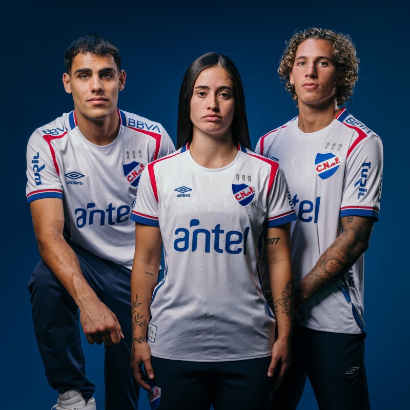 CAMISETA NACIONAL OFICIAL 2025 HOME S96