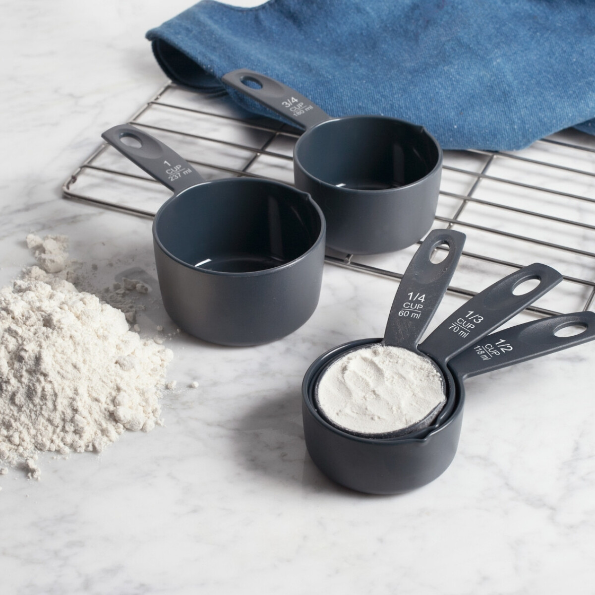 Juego de 5 tazas medidoras Grey 