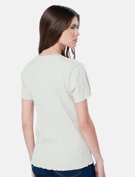 REMERA RIB CON BOTONES Beige