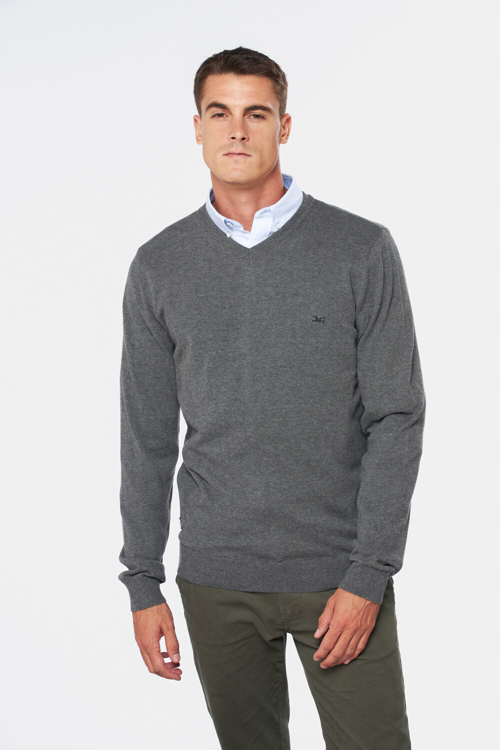BUZO TEJIDO CUELLO EN V Gris