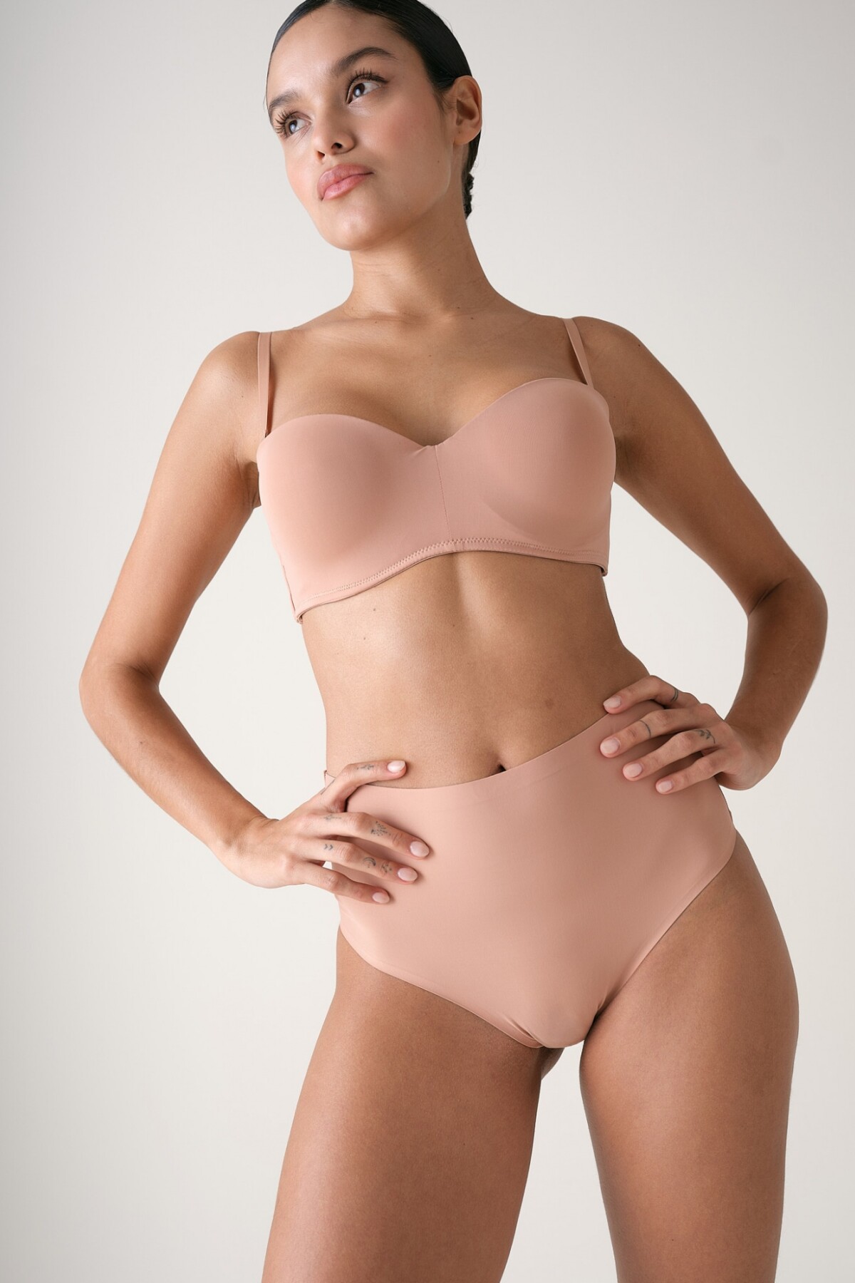 Strapless Invisible Beige