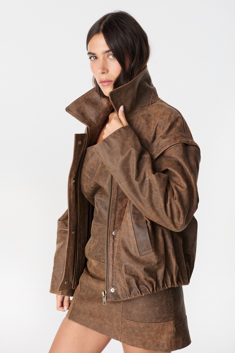 Campera Leather Boss Marrón