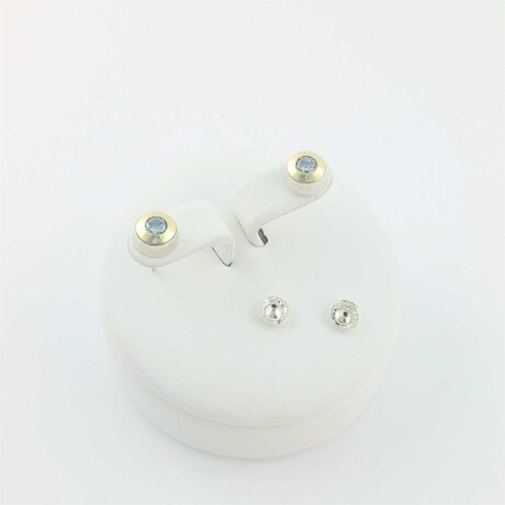 Caravanas de plata 925 con double de oro 18k y circonias. Caravanas de plata 925 con double de oro 18k y circonias.