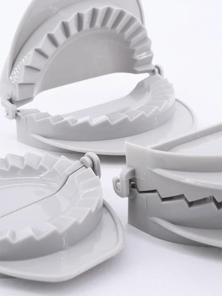 MOLDE EMPANADAS GRIS