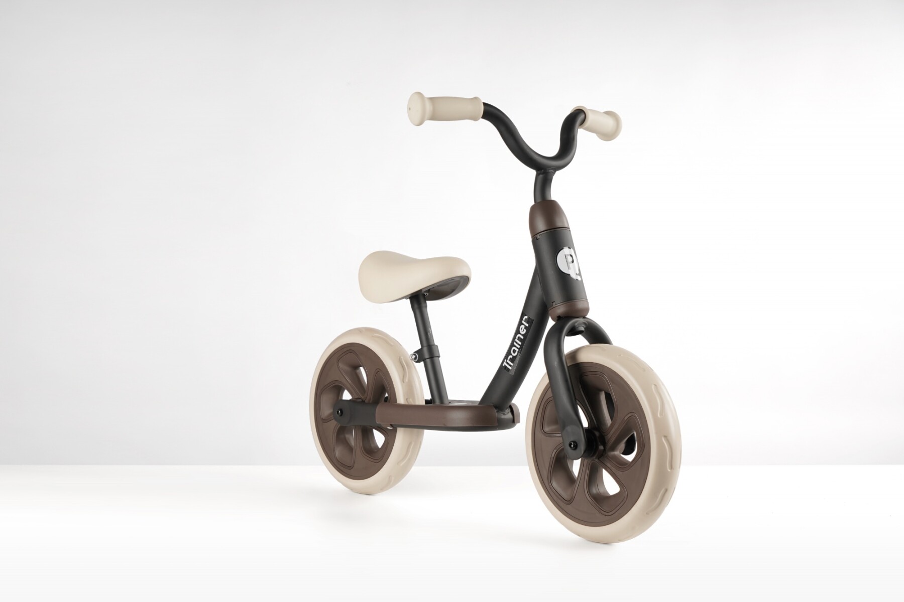 TRAINER Bicicleta s/pedales DELUXE Qplay NEGRA 