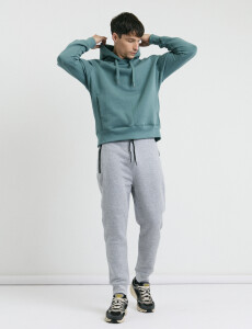 080910 PANTALÓN JOGGING Gris
