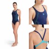 Malla De Entrenamiento Para Mujer Arena Women's Swimsuit V Back Graphic Azul Marino