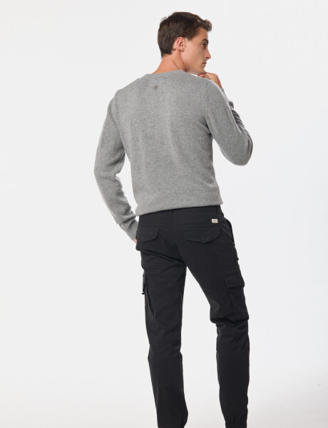 PANTALÓN CARGO Negro