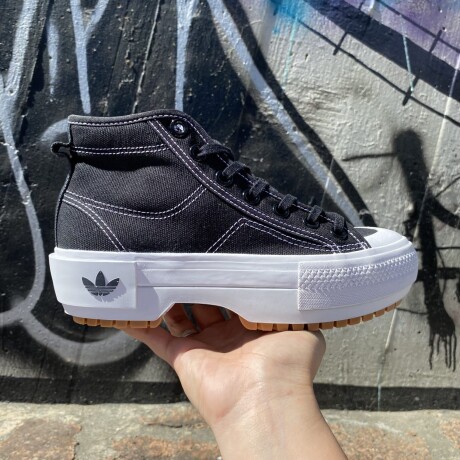 adidas NIZZA TREK Black White