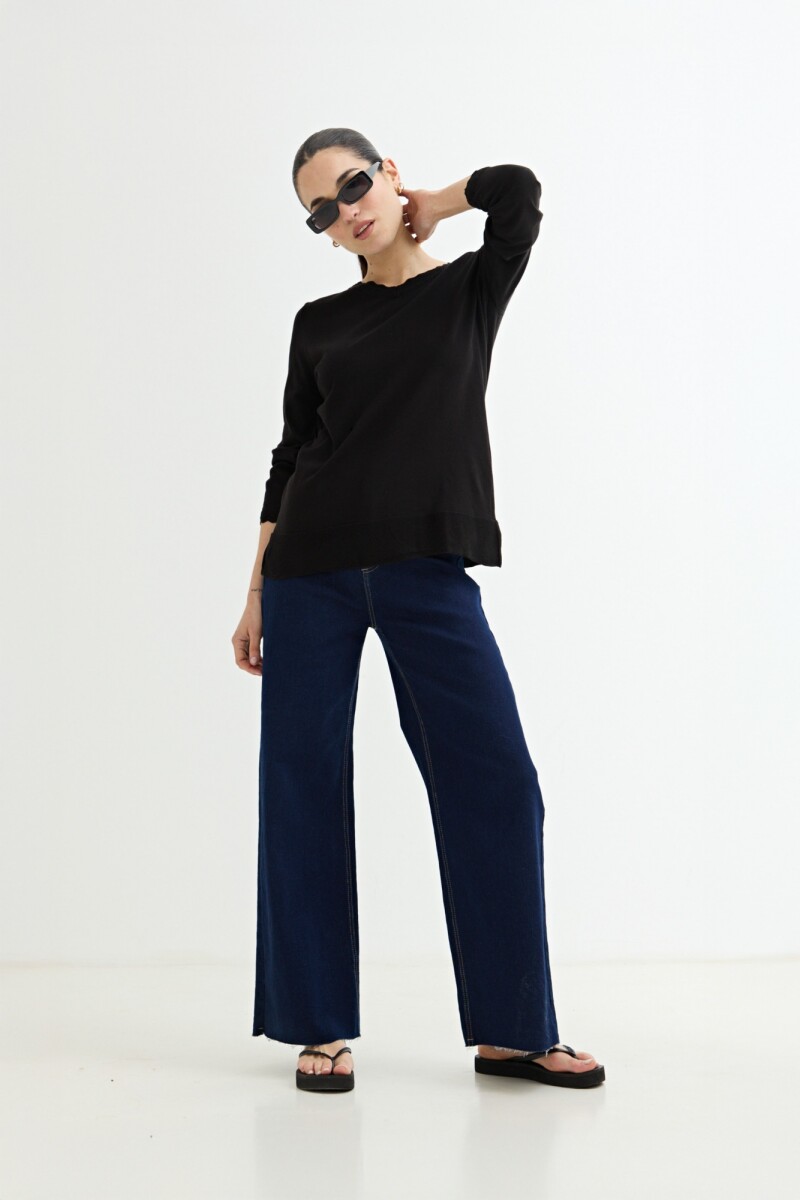 Sweater con crochet NEGRO