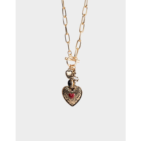 Collares Cortos Con corazón Dorado