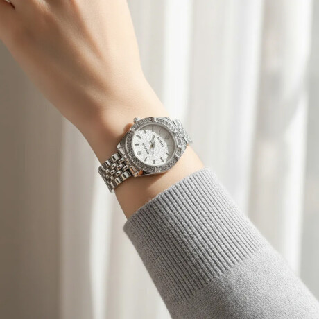 Reloj Pulsera para Mujer Diseño Elegante Clásico con Brillos Plateado