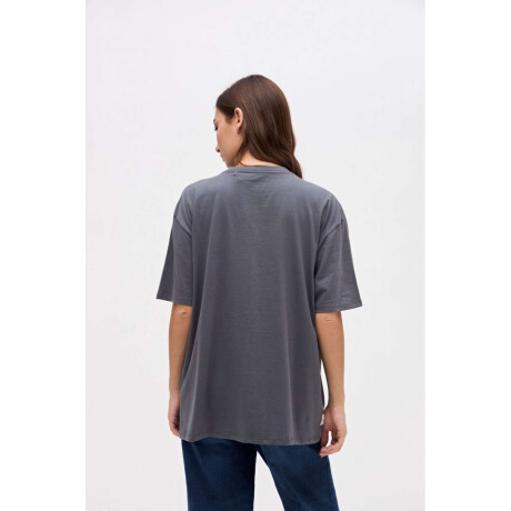 Remera Kiari Topo