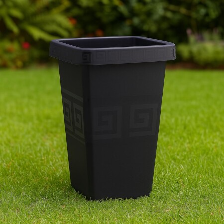 Maceta Piramidal 19.5Lts Negro Ref 0480 NEGRO