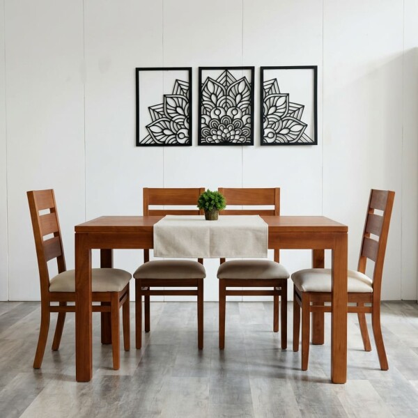 Comedor Recto con 4 sillas Rectas Comedor Recto con 4 sillas Rectas