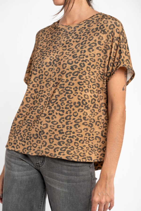 Remera Print Marrón
