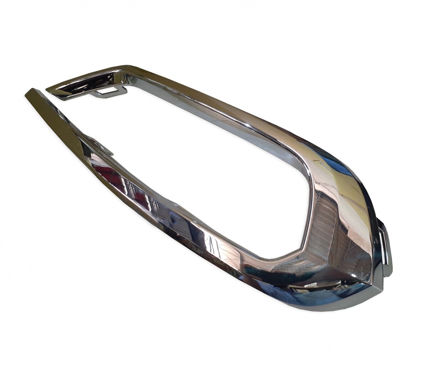 MOLDURA DE PARAGOLPE TRASERO IZQUIERDO T-CROSS CROMADA 