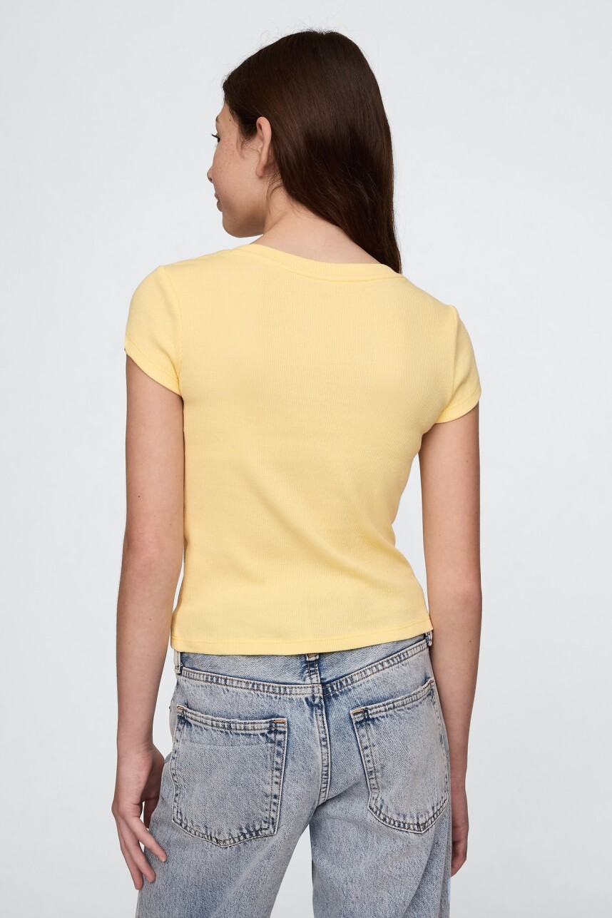 Remera Logo Ribbed Niña Pale Banana 12-0824Tcx