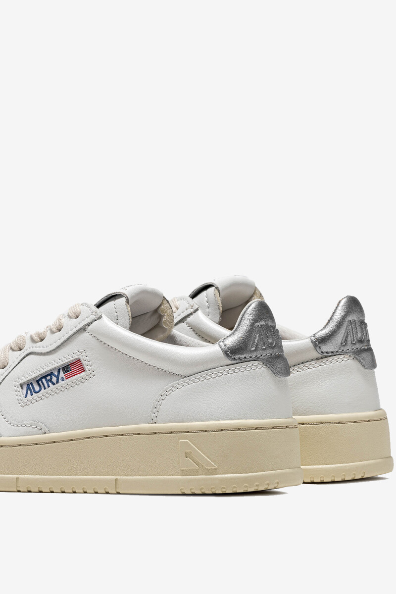 ZAPATILLA MEDALIST LOW Blanco