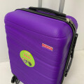Valija Rigida Carry On Con Mango Telescopico Violeta Valija Rigida Carry On Con Mango Telescopico Violeta