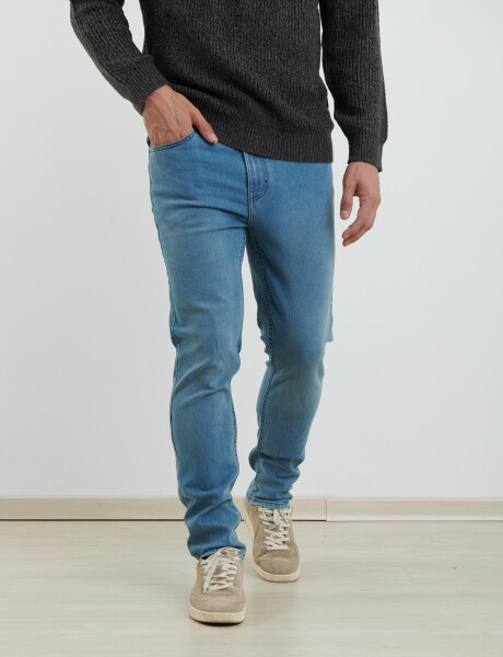 080402 PANTALON HARRY Azul Claro