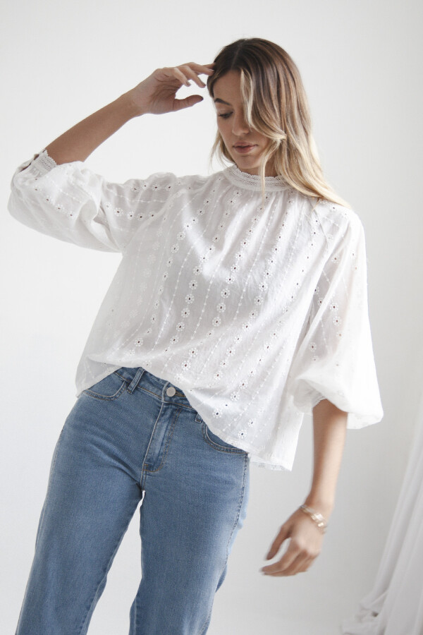 BLUSA BORDADA NATURAL