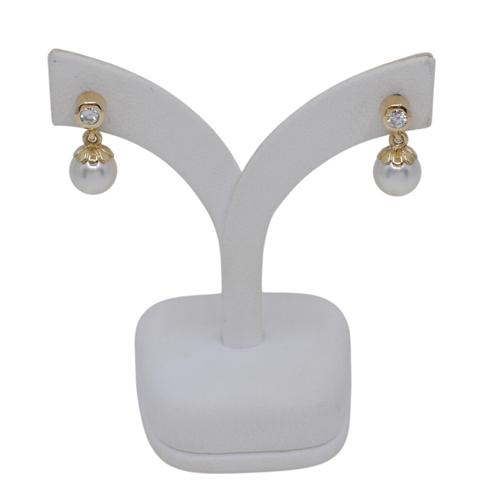 Caravanas oro 18k amarillo con brillantes y perlas de cultivo 7,5mm Caravanas oro 18k amarillo con brillantes y perlas de cultivo 7,5mm