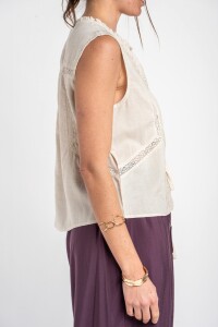 Blusa Bordada Beige