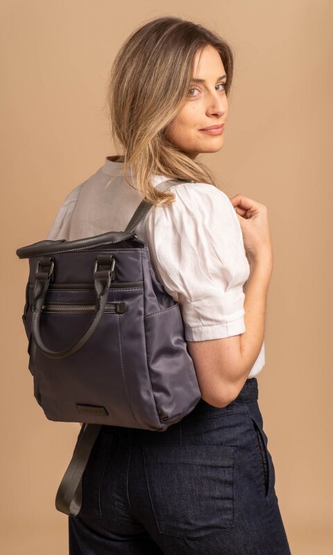 CARTERA MOCHILA VAINILLA GRAFITO