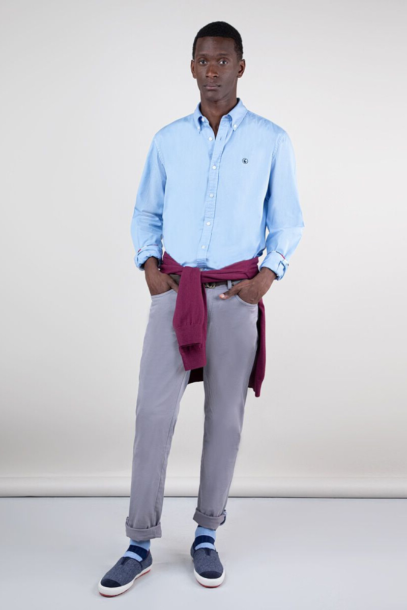 Camisa Garment Dyed Celeste