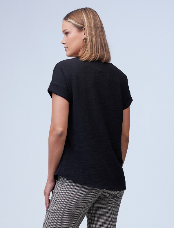 Blusa Solid NEGRO