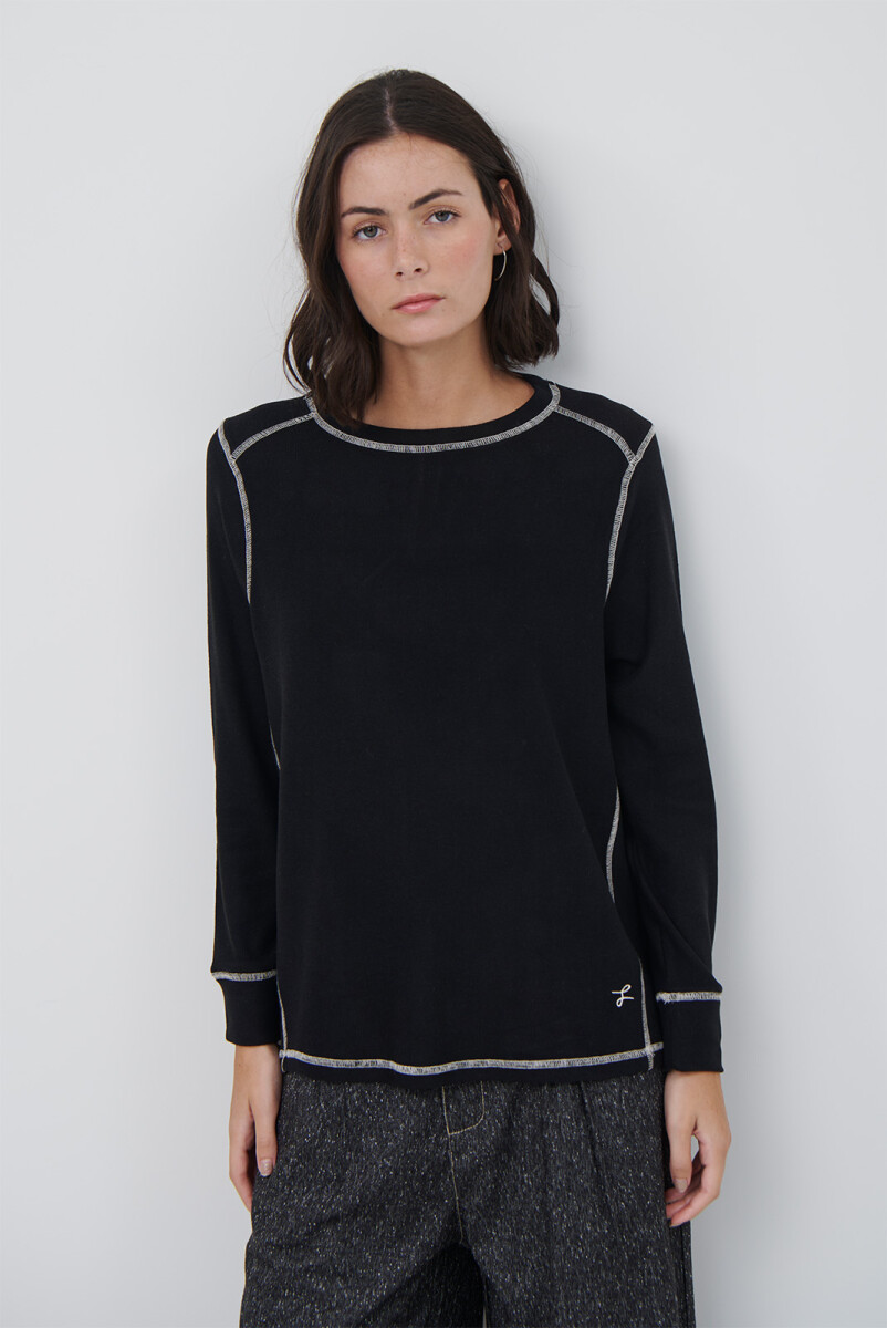 REMERA ESTELA - NEGRO 