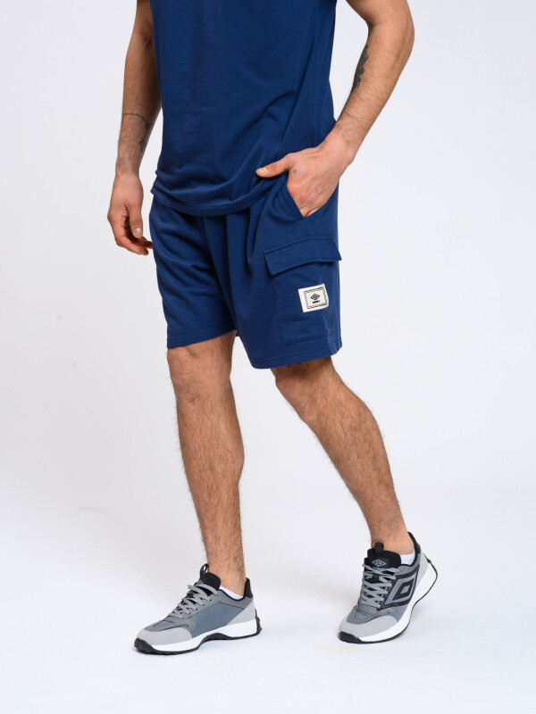 BERMUDA UNIVERSITY <br /> HOMBRE Umbro Hombre 001