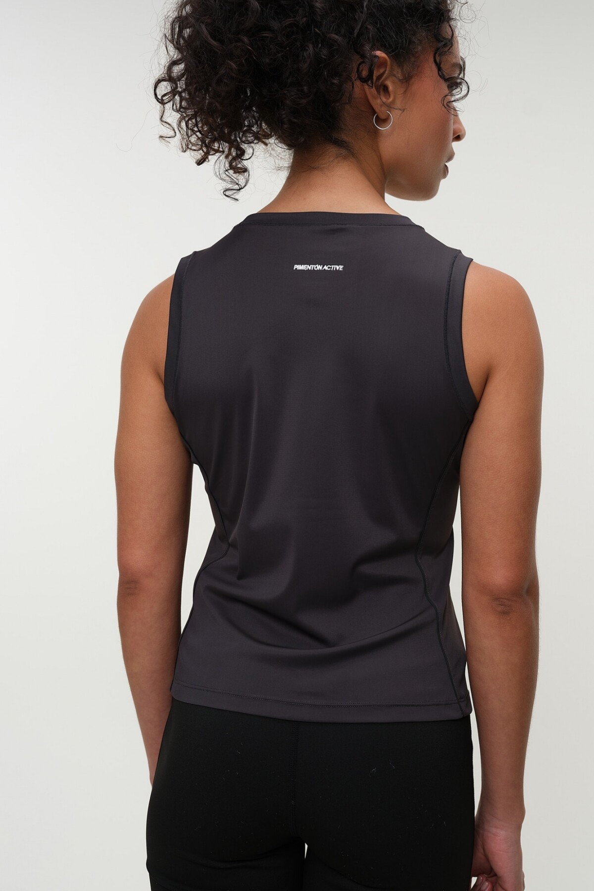 Musculosa Lenna Gris Oscuro