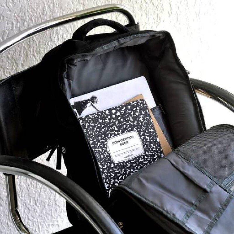 Mochila de viaje para carry on negro